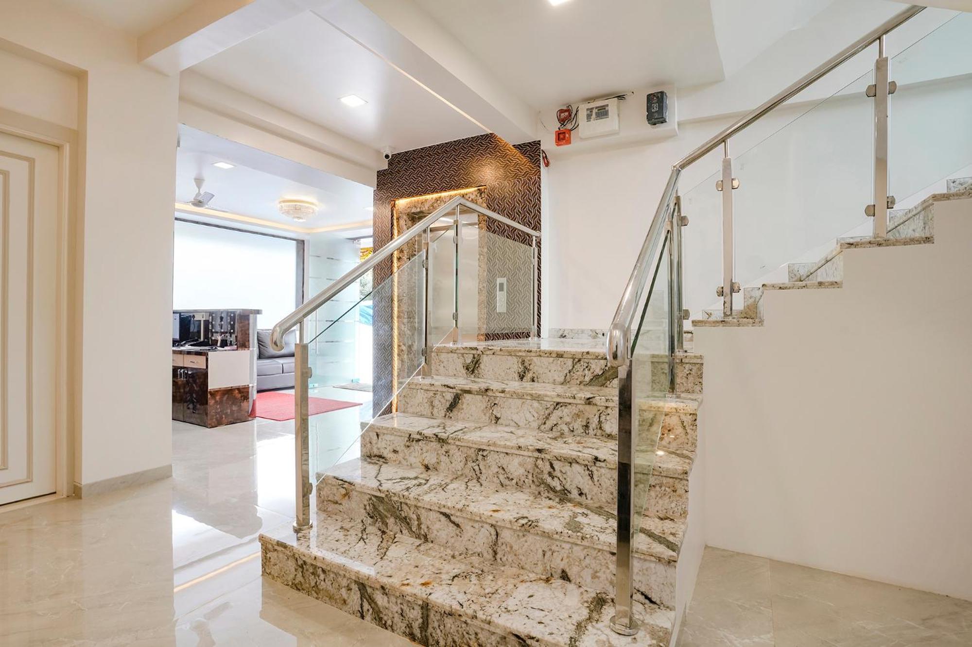 Fabhotel The Mint 孟买 外观 照片