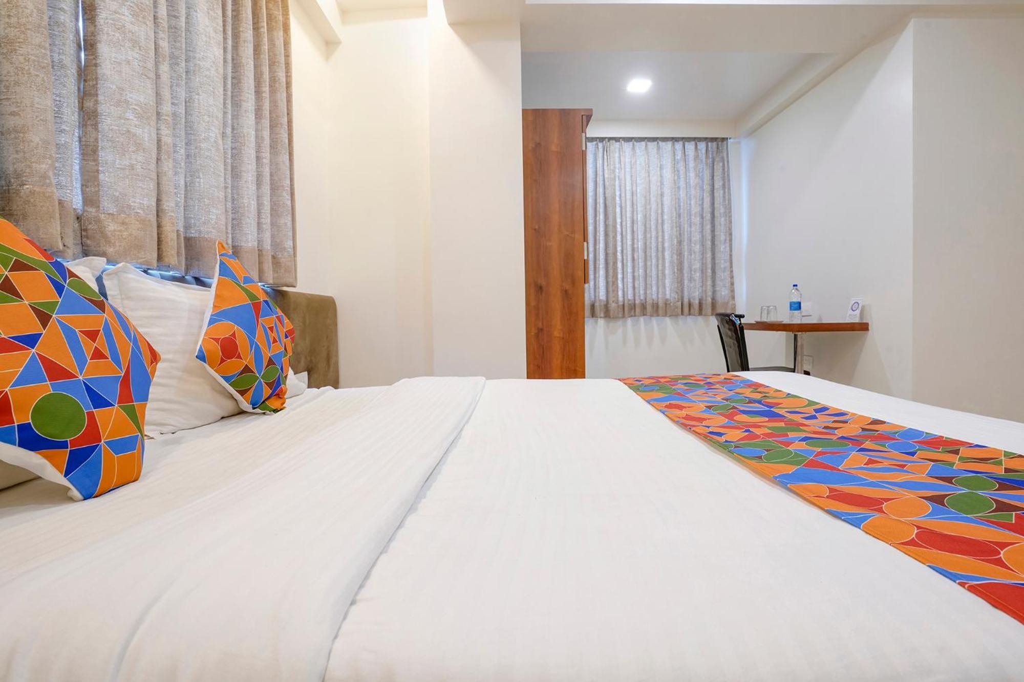Fabhotel The Mint 孟买 外观 照片