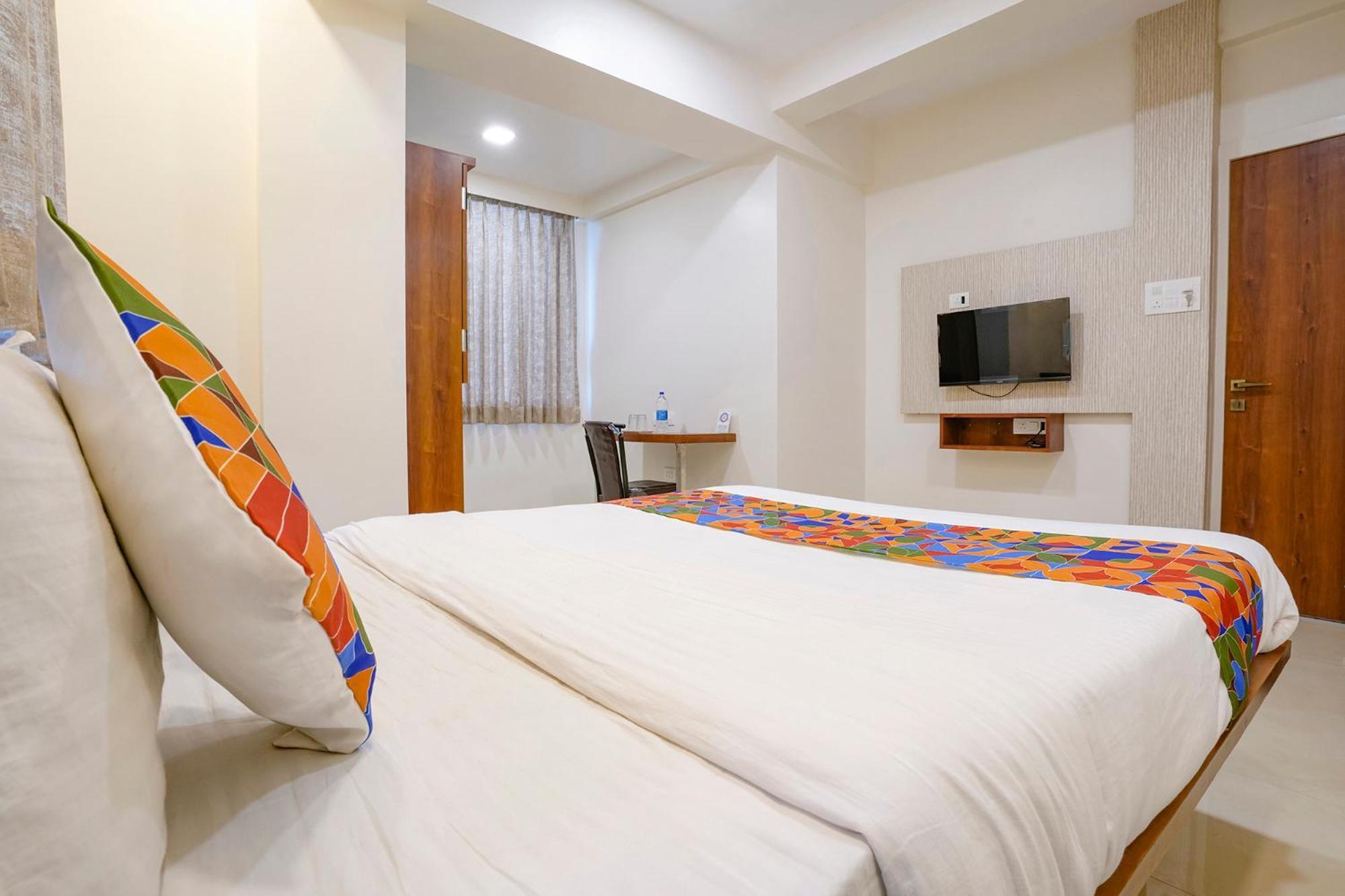 Fabhotel The Mint 孟买 外观 照片